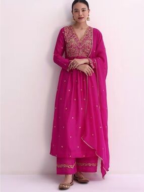 Magenta Embroidered V-Neck Anarkali Set with Dupatta - Women